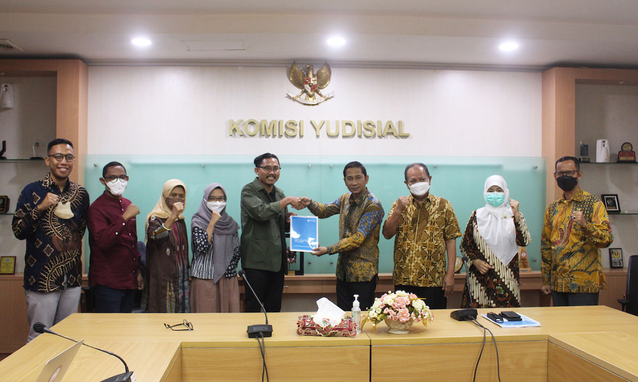 Siaran Pers: “Memilih Sosok Hakim Ad Hoc Tindak Pidana Korupsi (Tipikor) yang Berintegritas Harus Diawali dengan Transparansi dan Akuntabilitas Proses Seleksi“