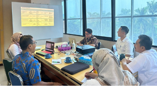 Kolaborasi masyarakat sipil dengan Pemerintah dalam Program Advancing Corporate Accountability & Transparency in the Extractive Industries (ACTIVE)